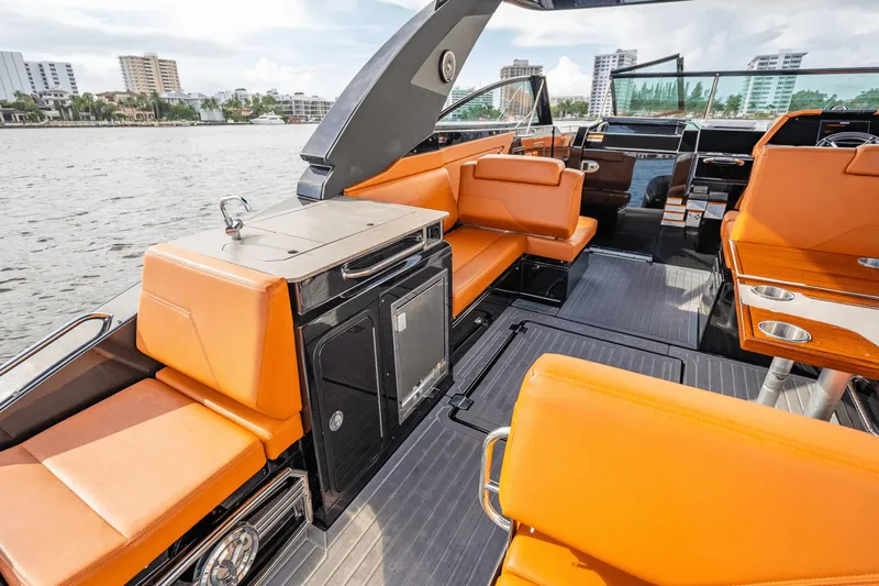 Lizzy Made It Happen Yacht Photos Pics 