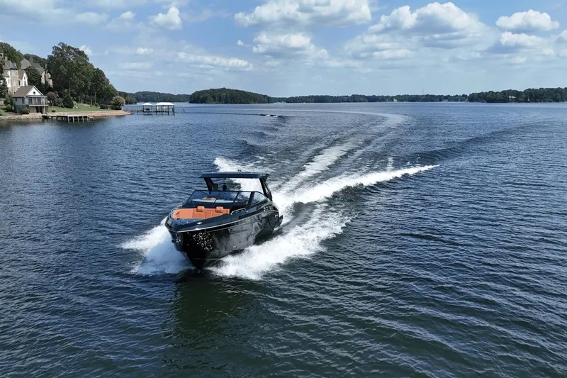 Lizzy Made It Happen Yacht Photos Pics 