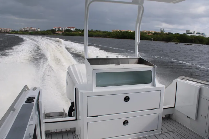  Yacht Photos Pics 27' 2024 Genesis Craft 2700 Cuddy Cabin