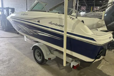 Hurricane SUNDECK SD 187 OB