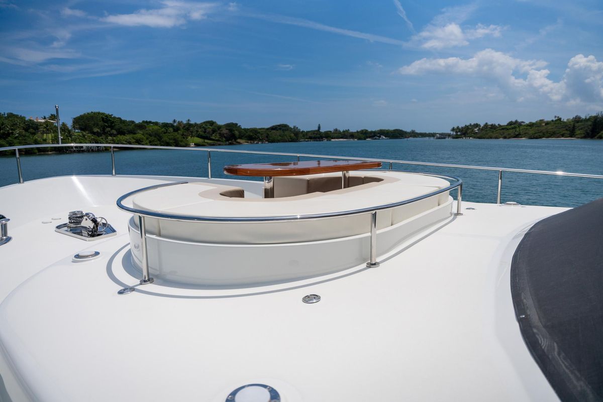 2019 Ocean Alexander 100 