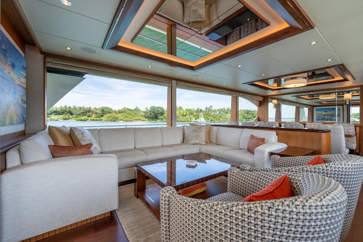 2019 Ocean Alexander 100 