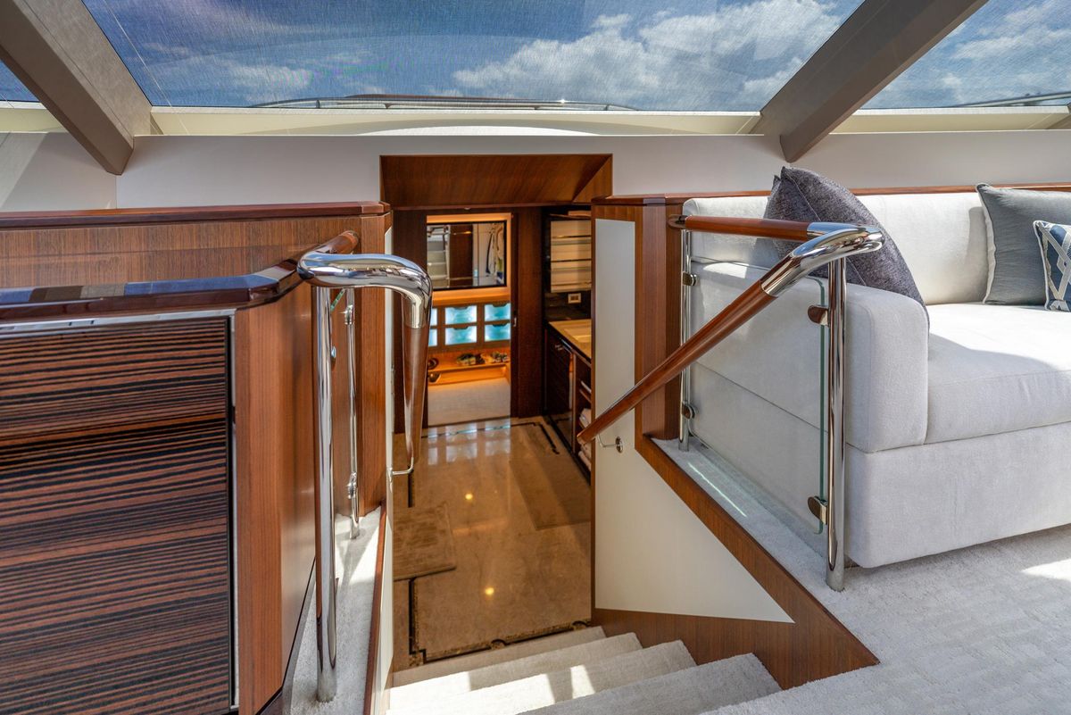2019 Ocean Alexander 100 