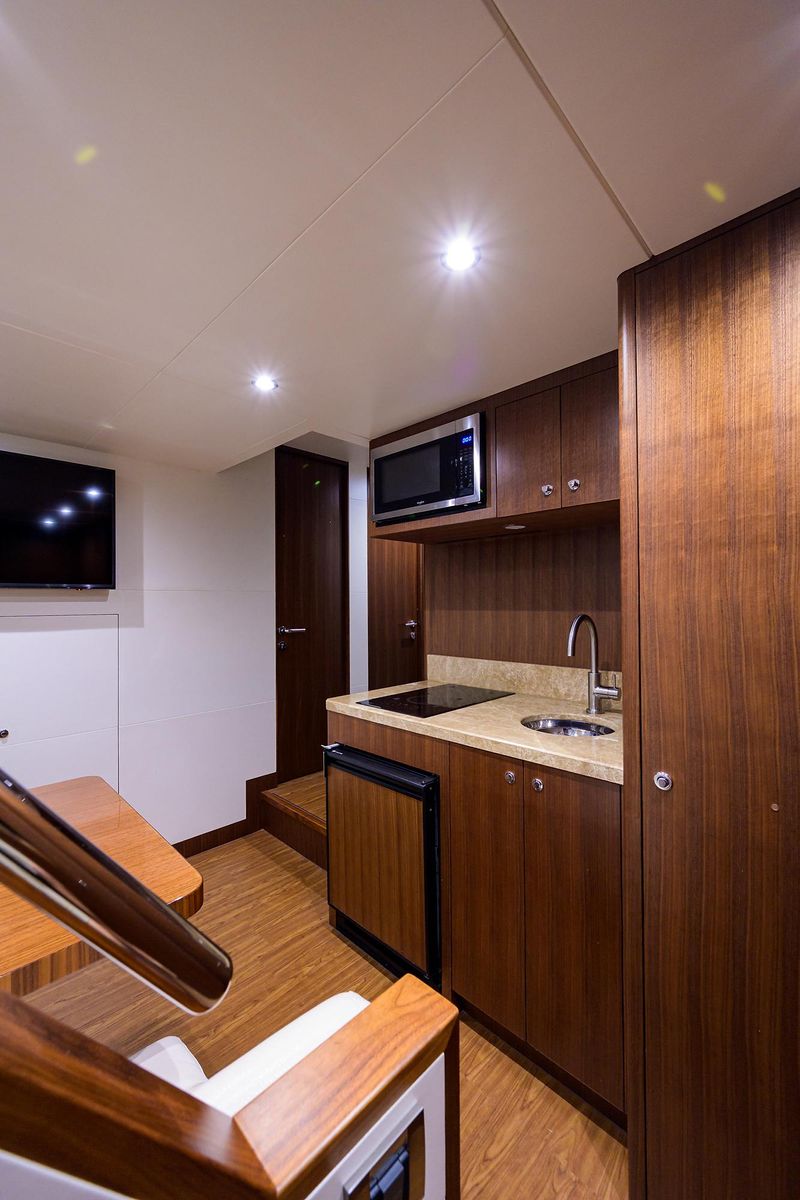 2019 Ocean Alexander 100 