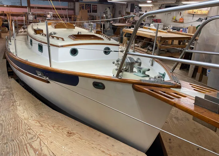 Manu Wai Yacht Photos Pics 