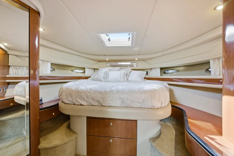 Life Is Good Yacht Photos Pics Luxurious cabin interior of 2002 Sea Ray 460 Sundancer yacht with plush bedding.
