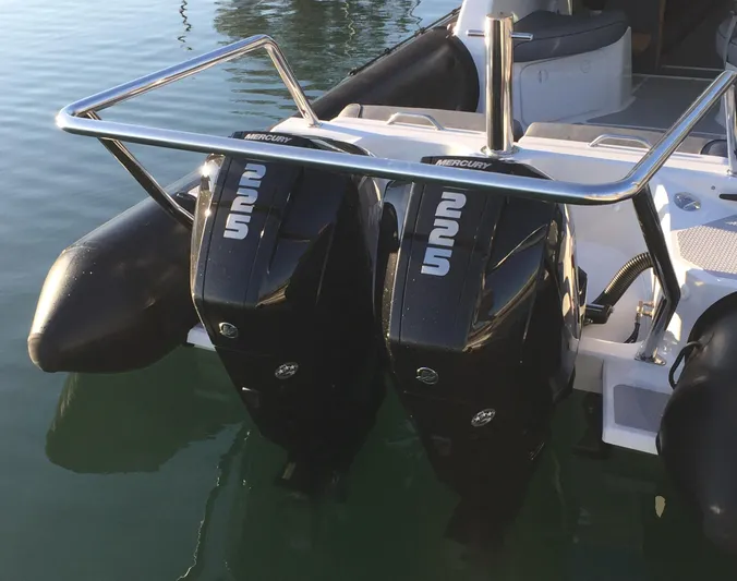 Goose Yacht Photos Pics 