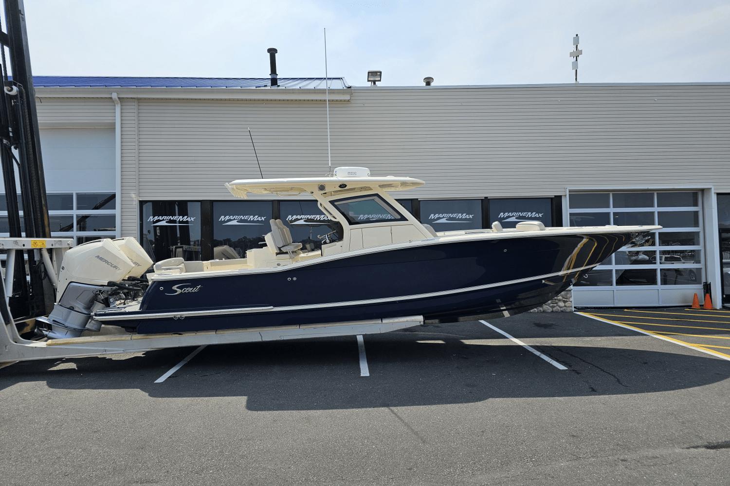 2024 Scout 305LXF Sport Fishing For Sale YachtWorld   8903167 948696302 0 260720230413 0 