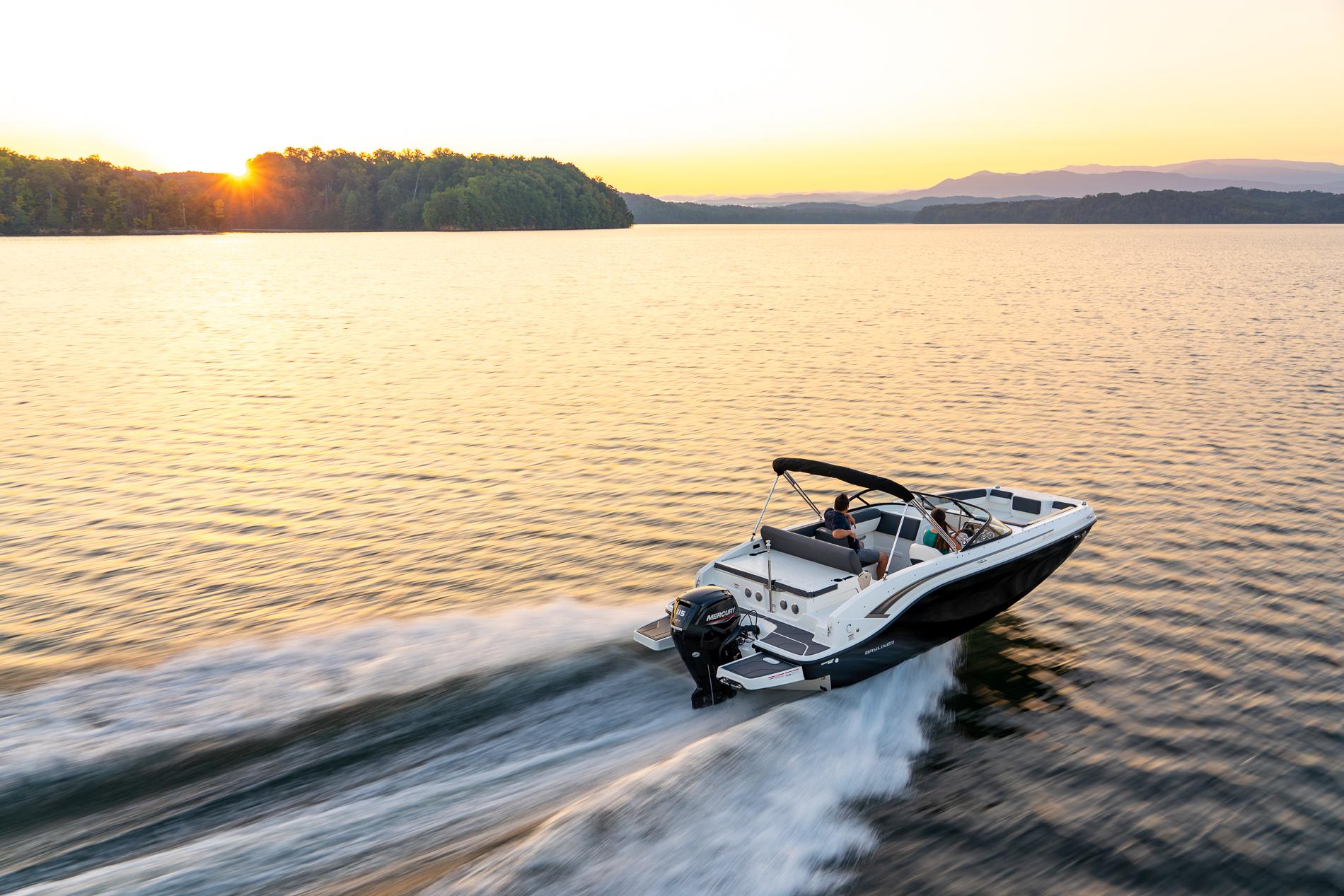2023 Bayliner DX2000