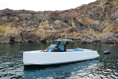 2024 Scorpion 50