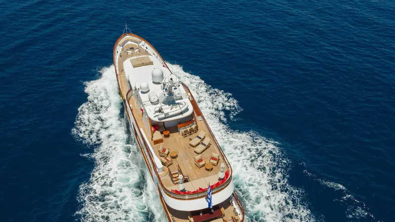 Parvati Yacht Photos Pics 