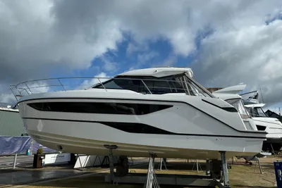 2024 Bavaria SR35 HT