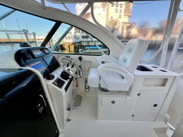 Real Deal Yacht Photos Pics 