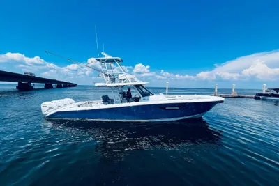 Pursuit S 428