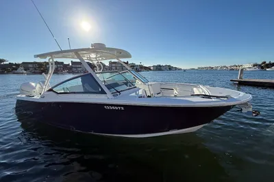 Blackfin 272 DC