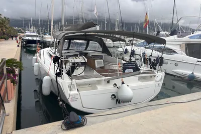 2023 Dufour 470