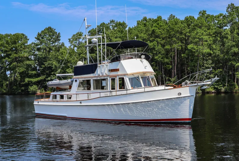 Tallulah Yacht Photos Pics 