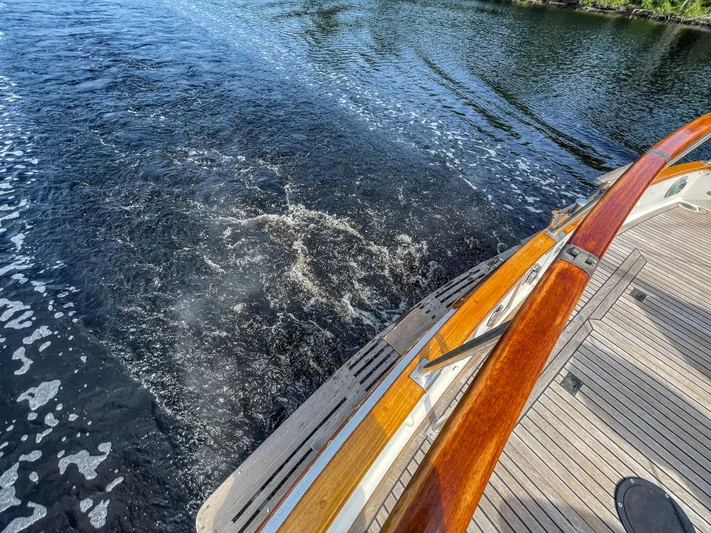 Tallulah Yacht Photos Pics 