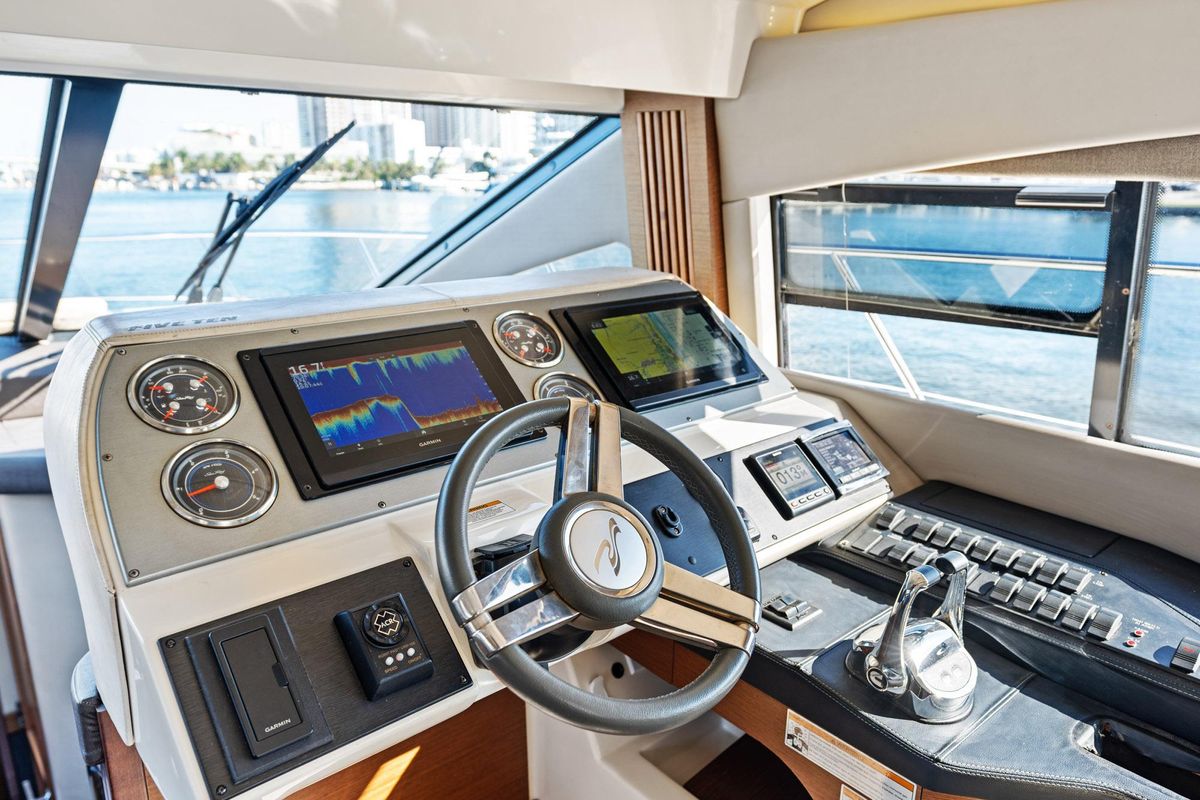 2014 Sea Ray 51 