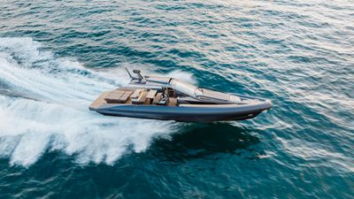 Yacht