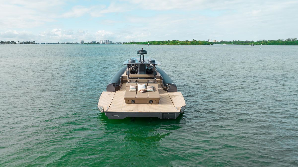 2025 Anvera 48 