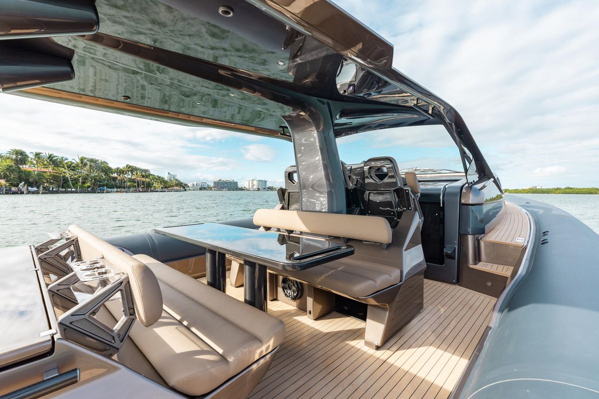 2025 Anvera 48 