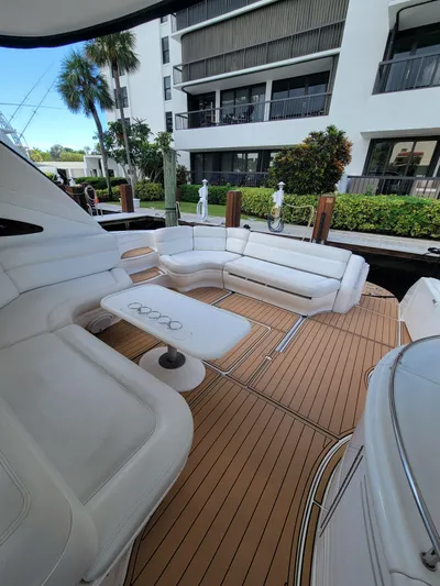 Bada Bing II Yacht Photos Pics 2000 Sea Ray 540 Sundancer yacht with spacious outdoor seating area.