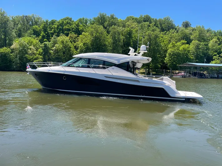 Do It All Yacht Photos Pics 