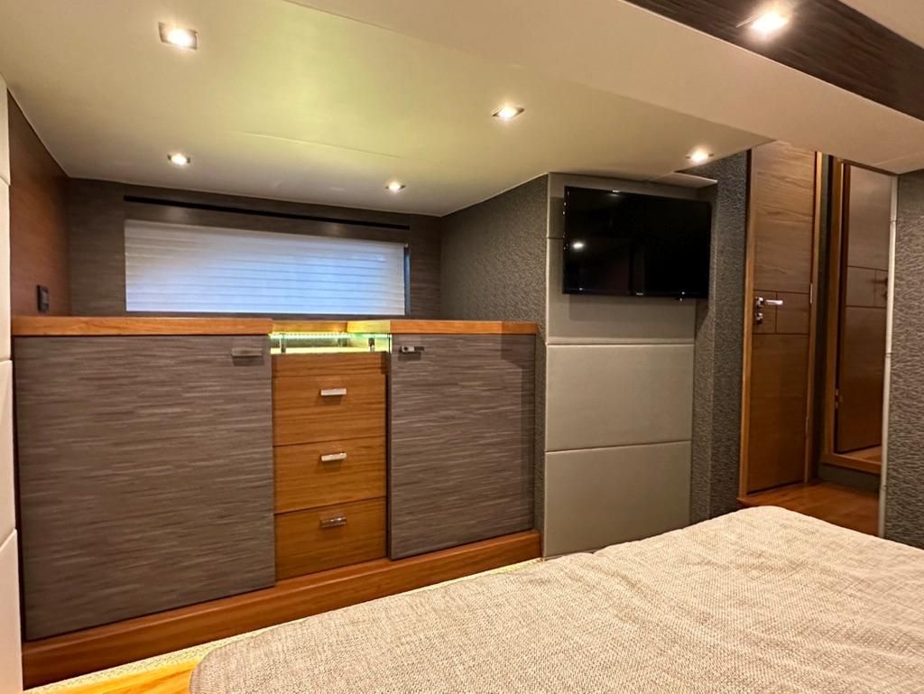 2019 Tiara Yachts 53 