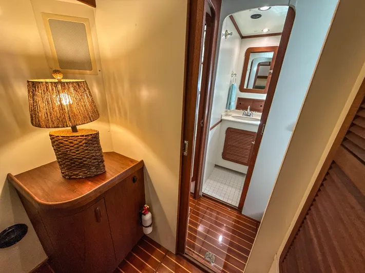 Island Girl Yacht Photos Pics 