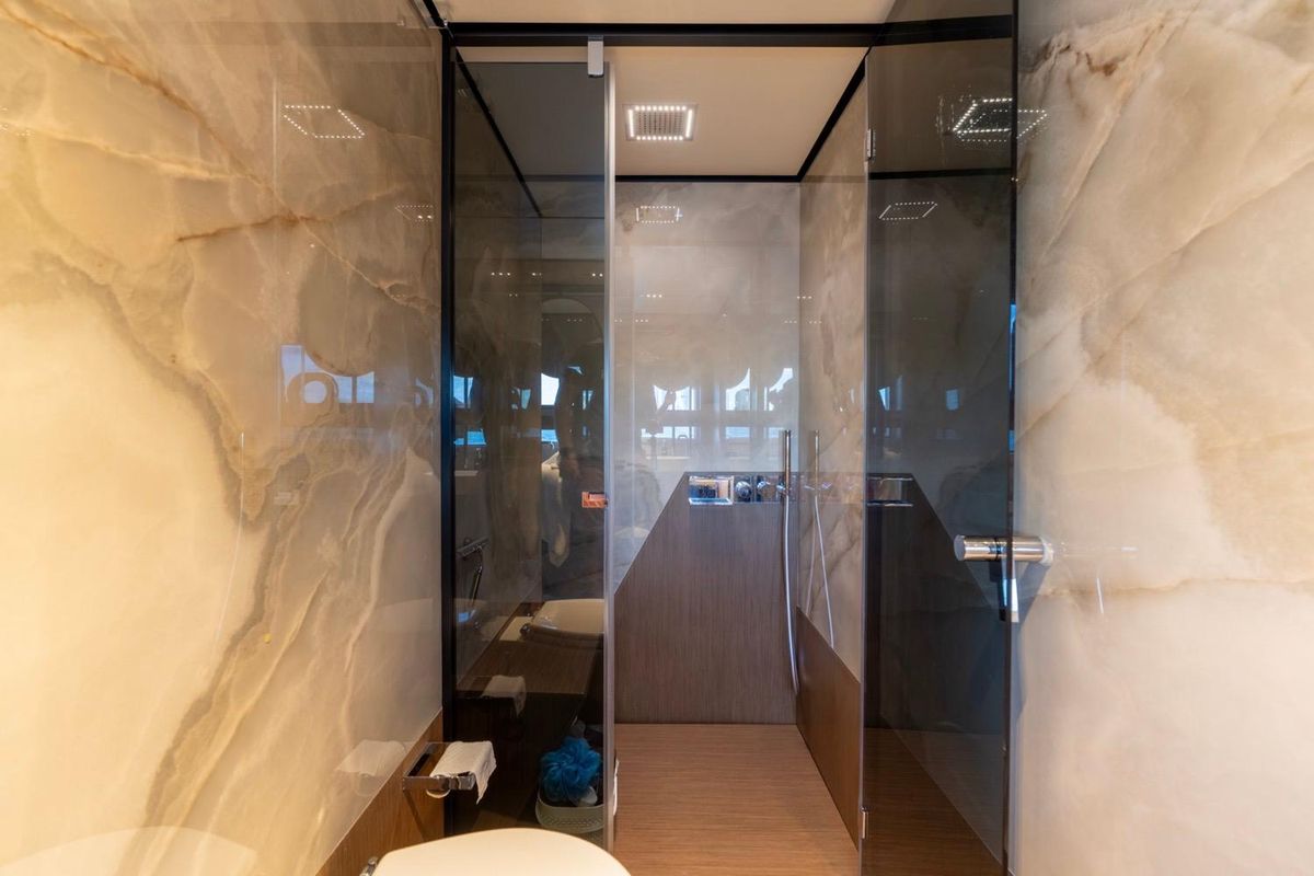 2024 Ferretti Yachts 72