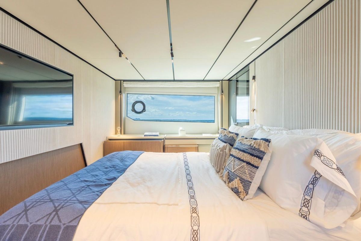 2024 Ferretti Yachts 72