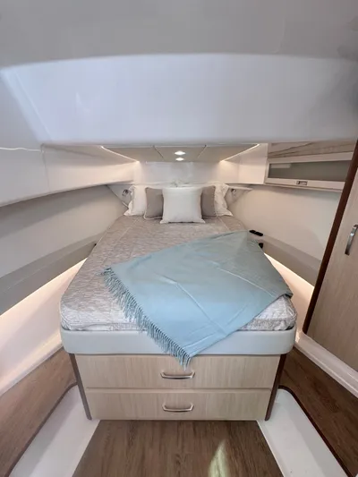  Yacht Photos Pics 2025 REGAL 36 XO - Image 8