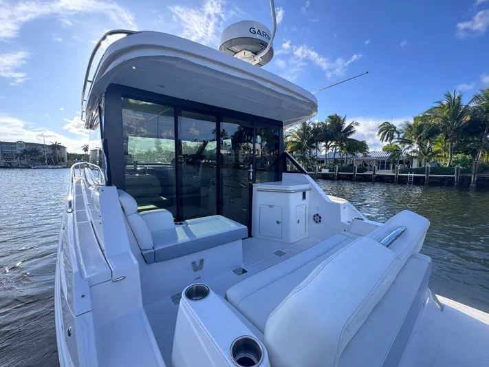  Yacht Photos Pics 2025 REGAL 36 XO - Image 23