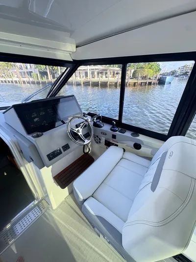  Yacht Photos Pics 2025 REGAL 36 XO - Image 16