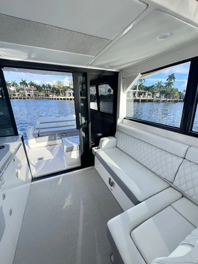  Yacht Photos Pics 2025 REGAL 36 XO - Image 18