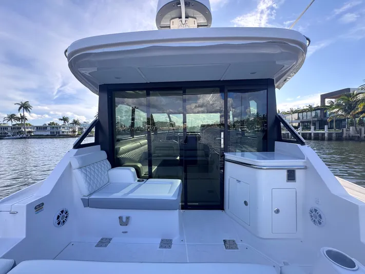  Yacht Photos Pics 2025 REGAL 36 XO - Image 24