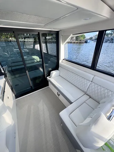  Yacht Photos Pics 2025 REGAL 36 XO - Image 7