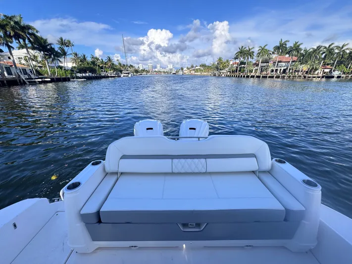  Yacht Photos Pics 2025 REGAL 36 XO - Image 27