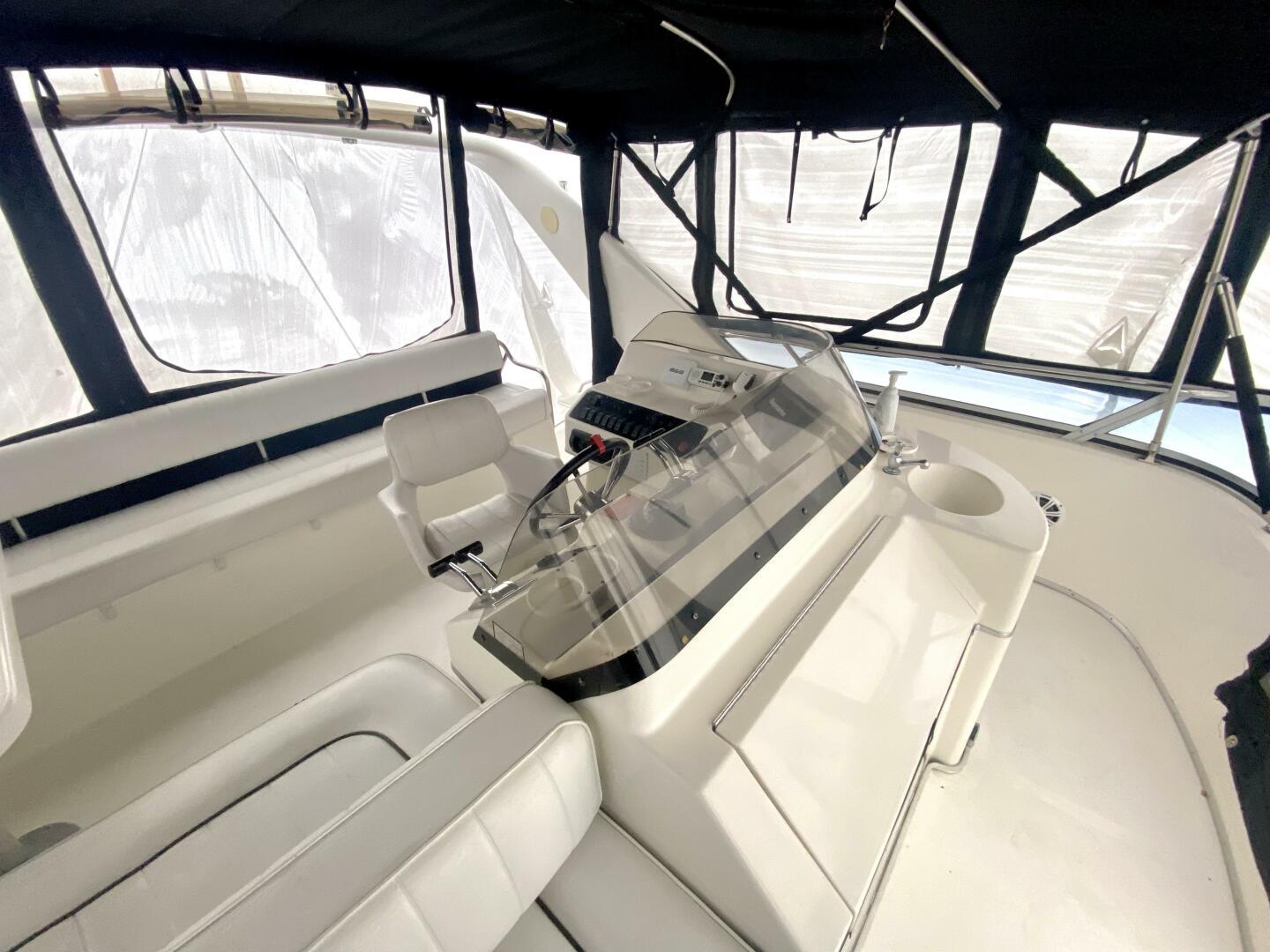 1994 Sea Ray 440 Express Bridge Convertible for sale - YachtWorld