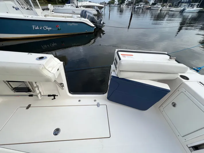 Twice Lucky Yacht Photos Pics 