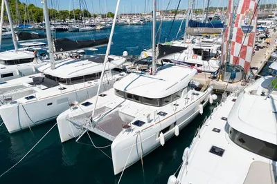 Lagoon 40