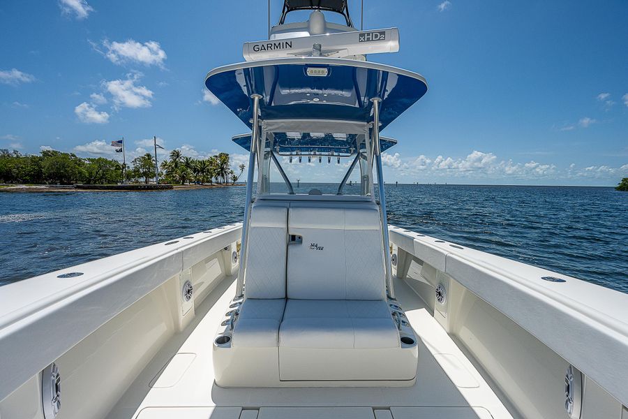 2016 SeaVee 370z