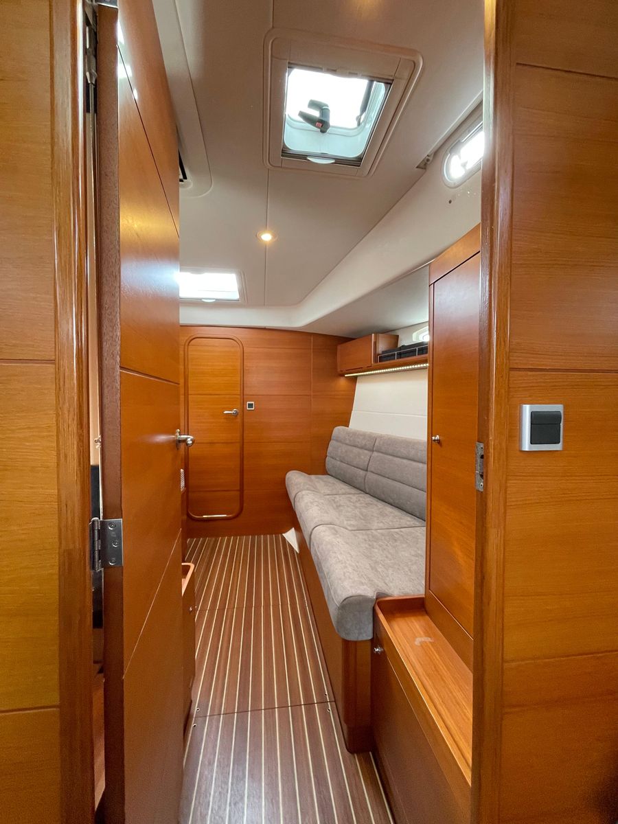 2010 X-Yachts 49 