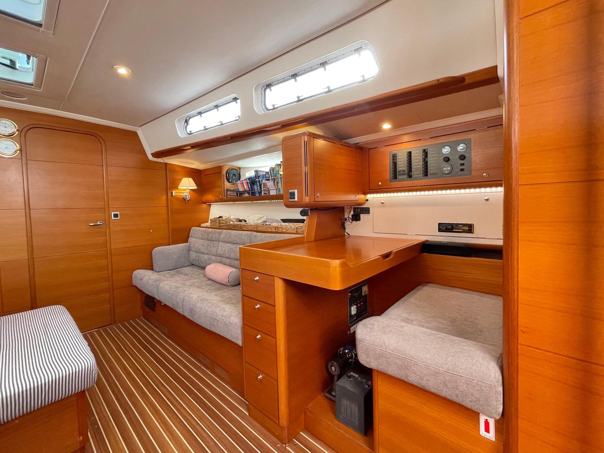 2010 X-Yachts 49 