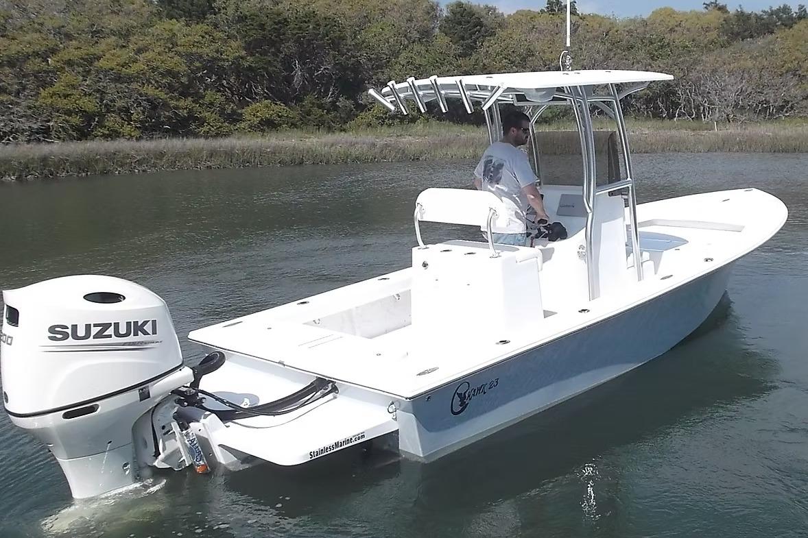 C-Hawk 23 Center Console