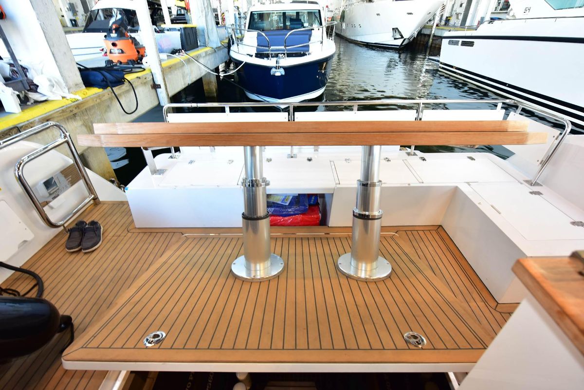 2022 Sealine 44 