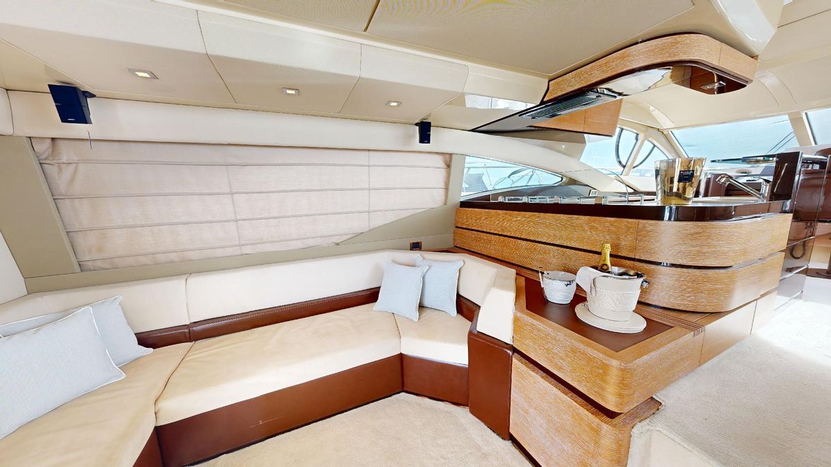 2011 Azimut 58 