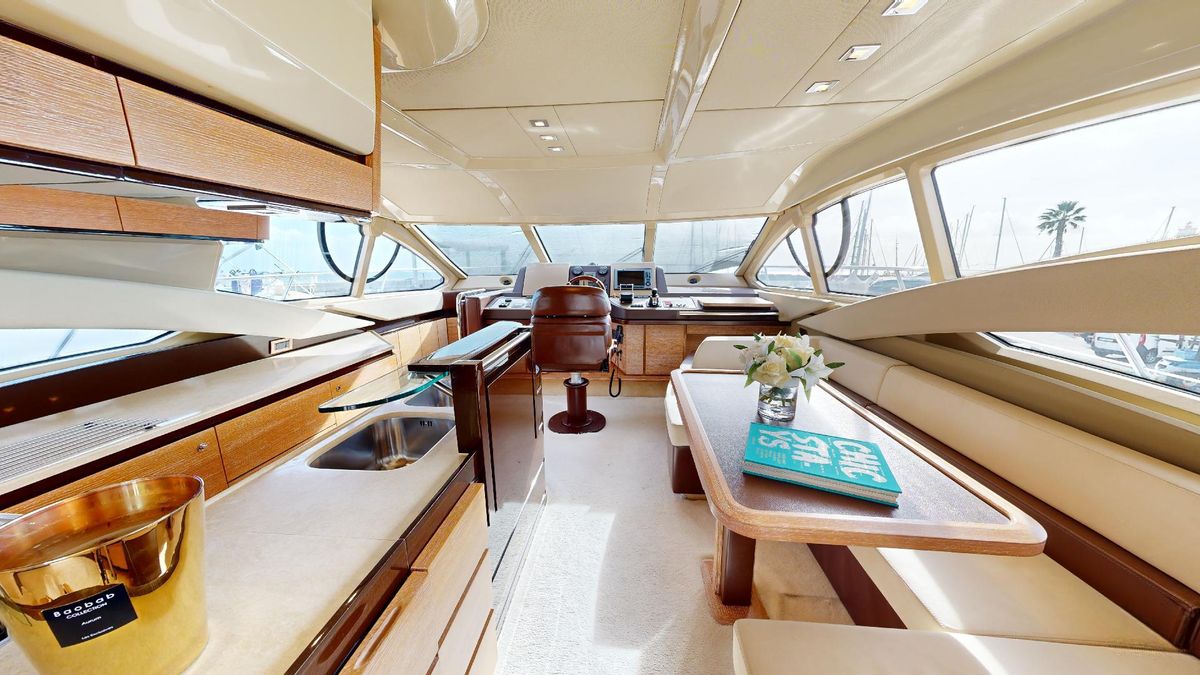 2011 Azimut 58 