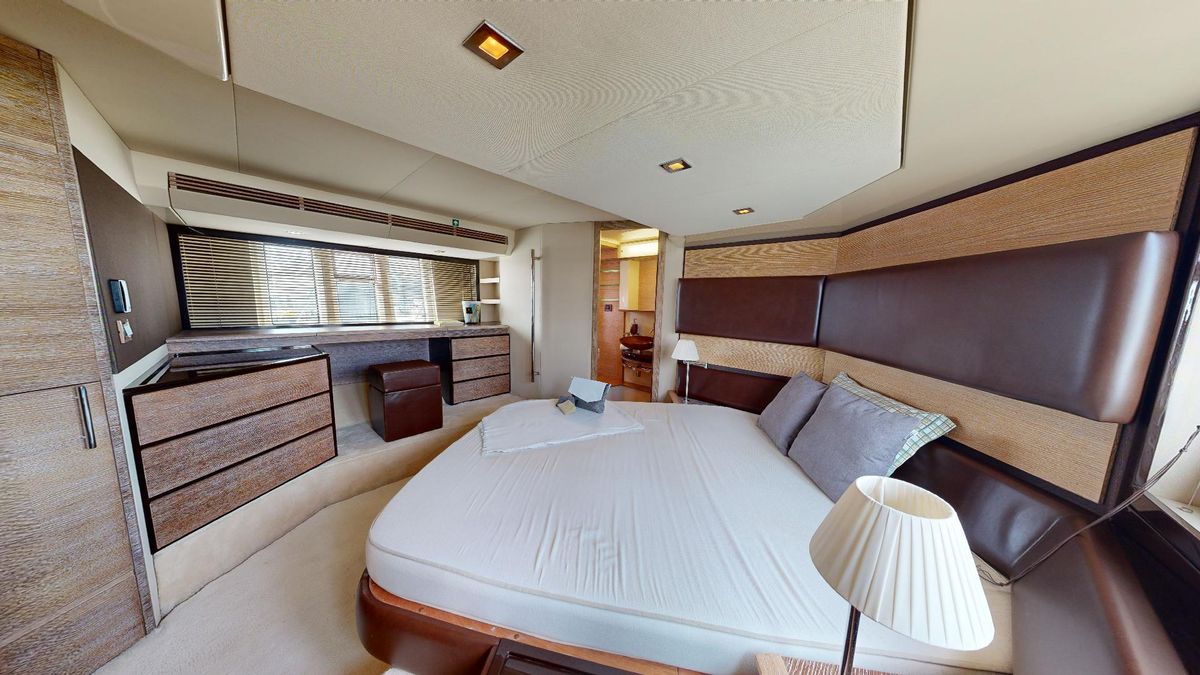 2011 Azimut 58 